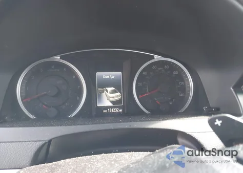 2017 Toyota Camry Xse z USA, uszkodzony, nr VIN 4T1BF1FK3HU677226